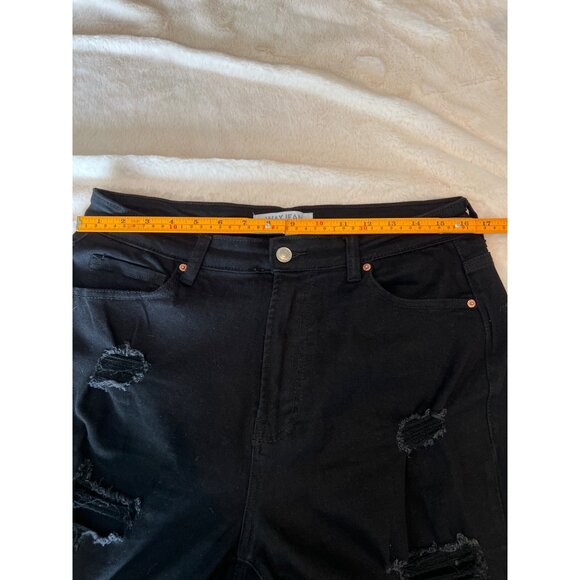 Wax Jean Collection Black Modest Distressed Jeans 13/31 Skinny‎ Stretch - Picture 7 of 10